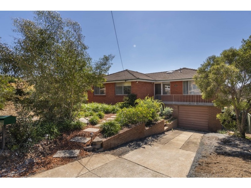28 Bendora Avenue, Queanbeyan NSW 2620
