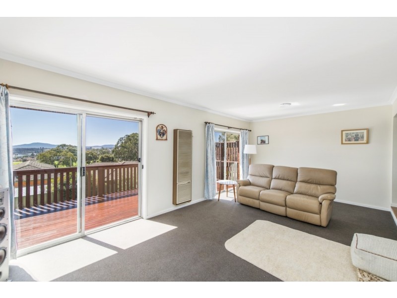 28 Bendora Avenue, Queanbeyan NSW 2620
