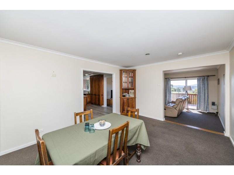 28 Bendora Avenue, Queanbeyan NSW 2620