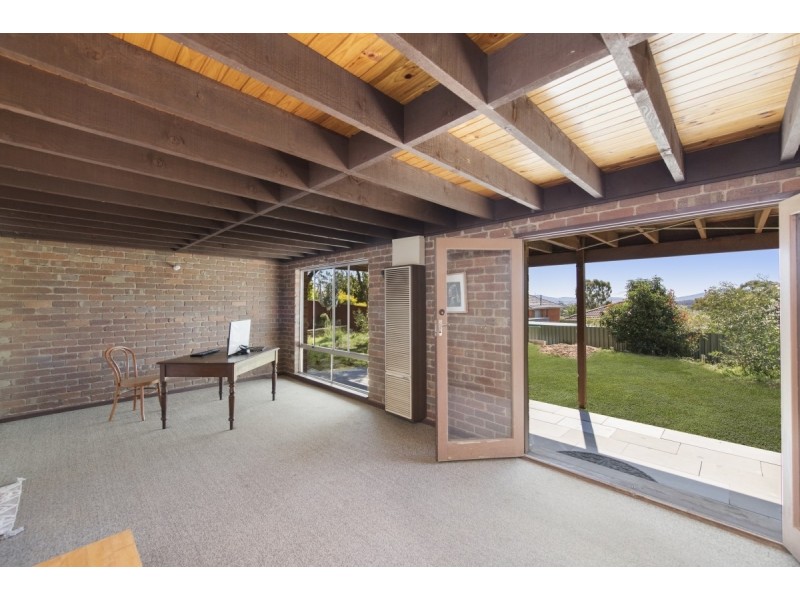 28 Bendora Avenue, Queanbeyan NSW 2620