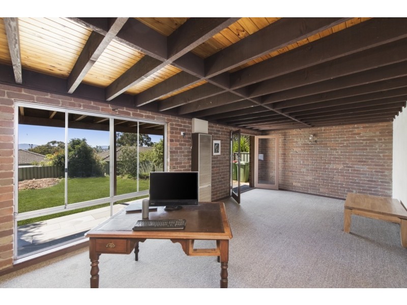 28 Bendora Avenue, Queanbeyan NSW 2620