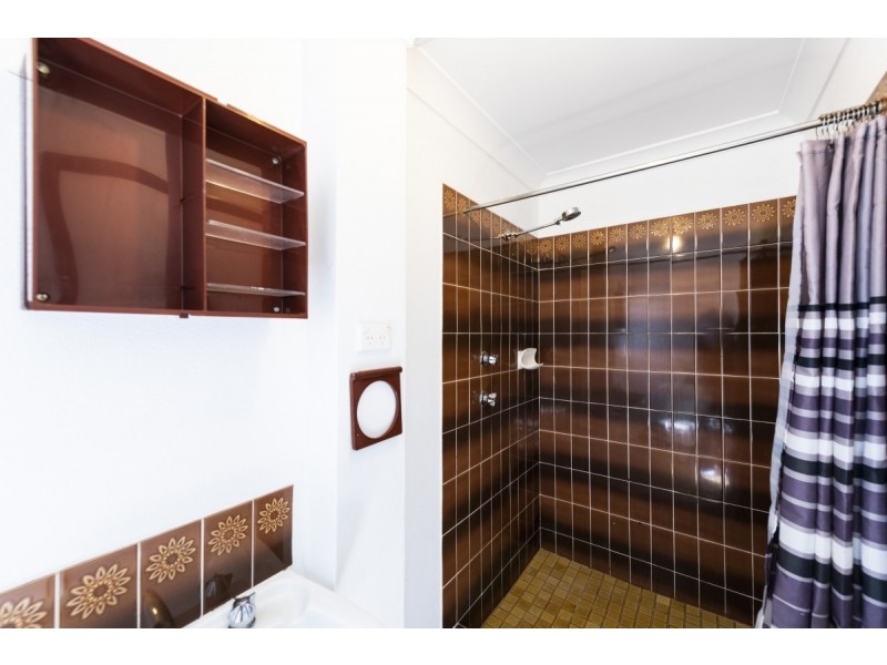 28 Bendora Avenue, Queanbeyan NSW 2620