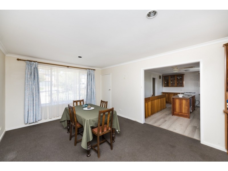 28 Bendora Avenue, Queanbeyan NSW 2620