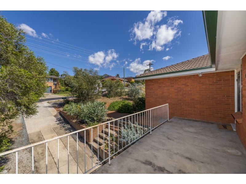 28 Bendora Avenue, Queanbeyan NSW 2620