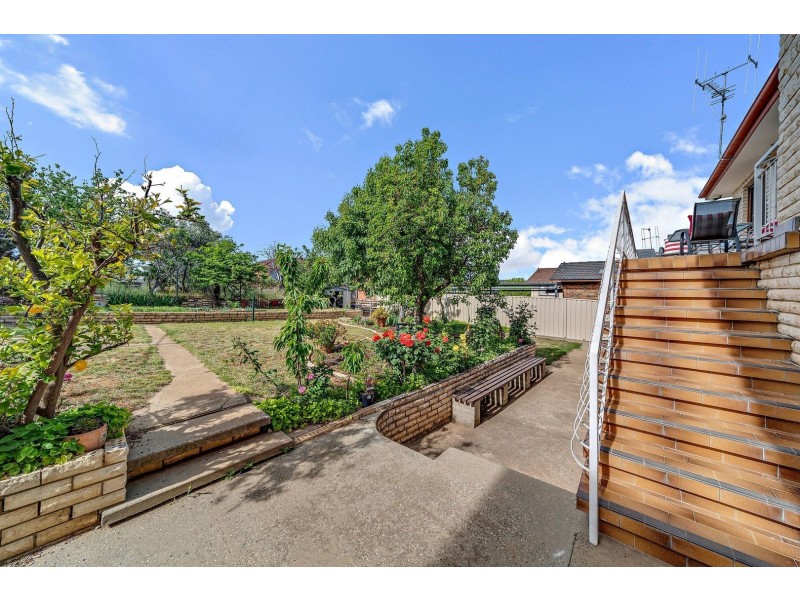 5 Elliott Street, Queanbeyan NSW 2620