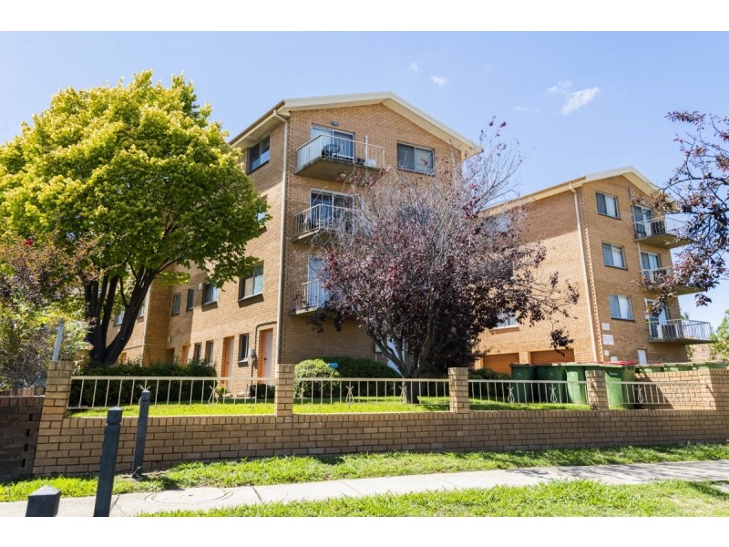 12/3-5 Davison Street, Queanbeyan NSW 2620