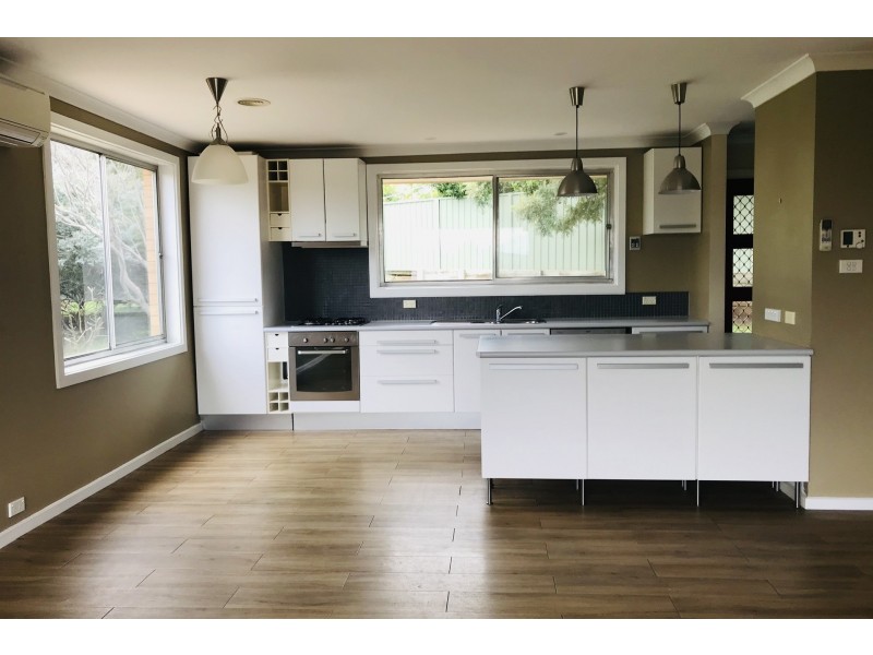 1A Blackall Avenue, Queanbeyan NSW 2620