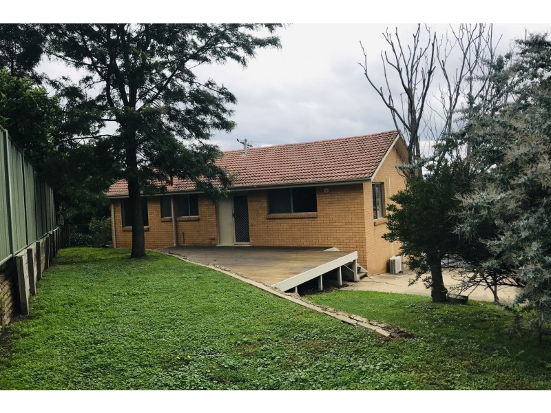 1A Blackall Avenue, Queanbeyan NSW 2620