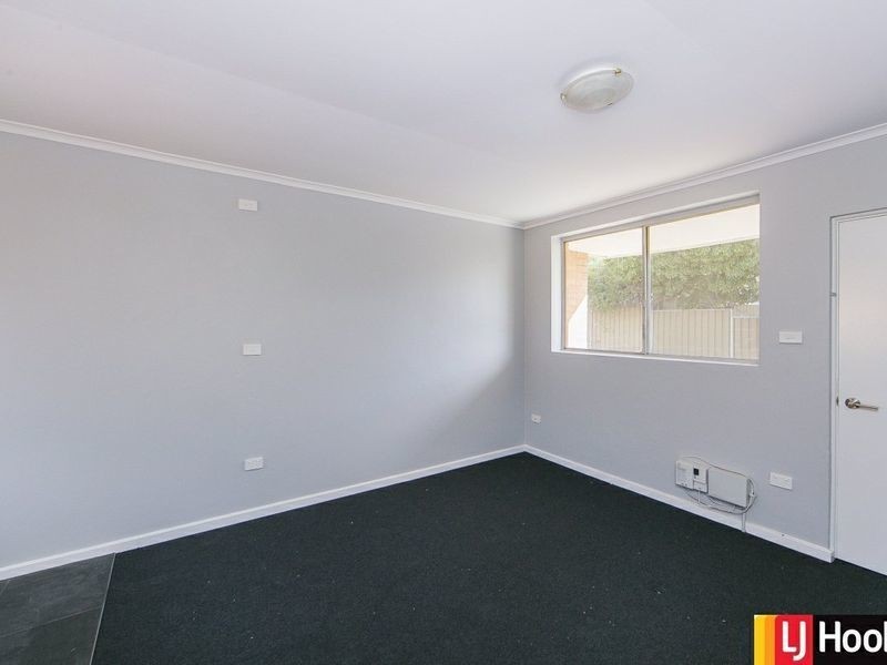 2/22 Cassidy Street, Queanbeyan NSW 2620