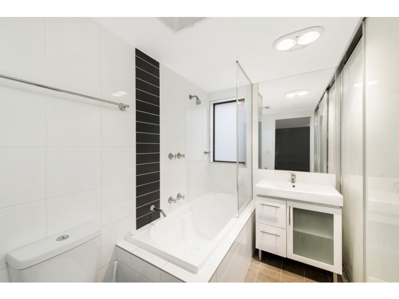 1c/17 Uriarra Road, Queanbeyan NSW 2620