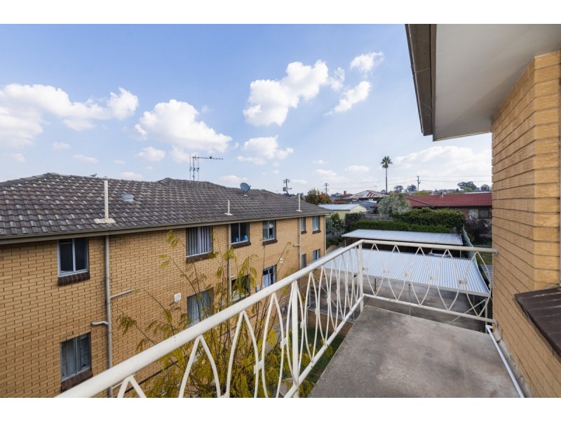 9/2 Velacia Place, Queanbeyan NSW 2620