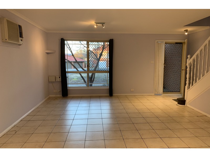 3/5 Federal Avenue, Queanbeyan NSW 2620