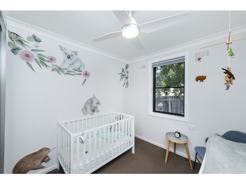 70 Crest Road, Queanbeyan NSW 2620