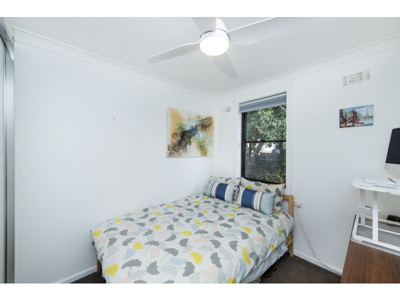 70 Crest Road, Queanbeyan NSW 2620