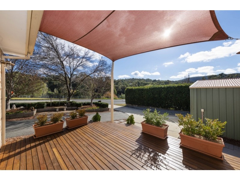 122 Barracks Flat Drive, Queanbeyan NSW 2620