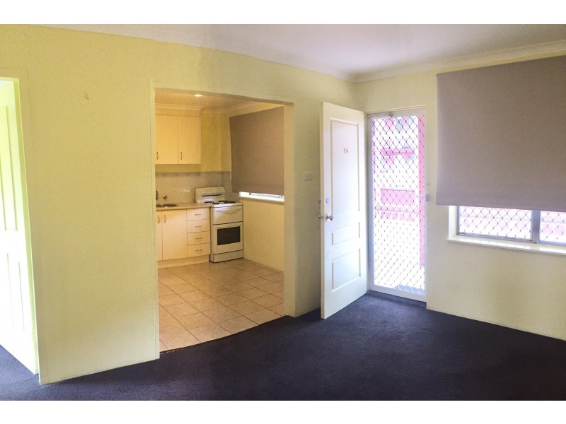 24/20 Trinculo Place, Queanbeyan East NSW 2620