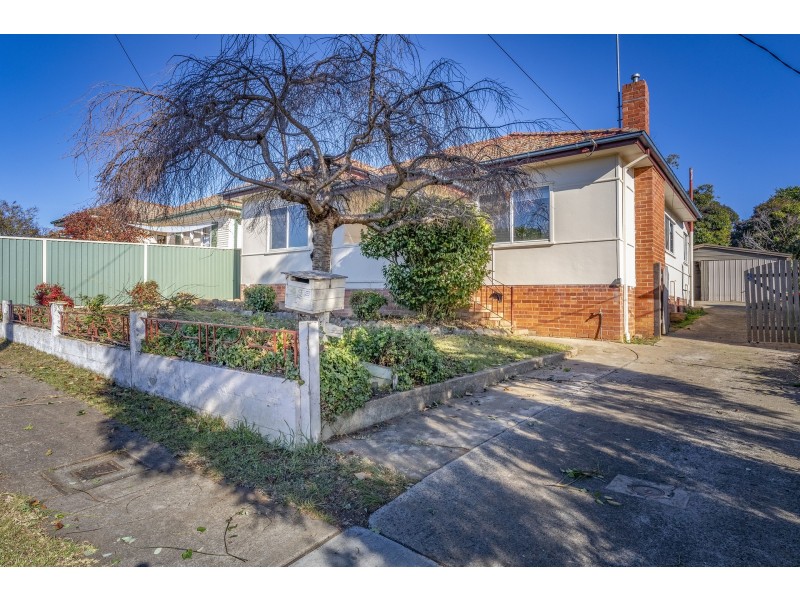 49 The Crescent, Queanbeyan NSW 2620