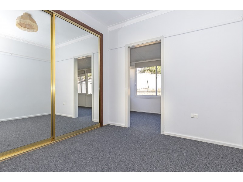 49 The Crescent, Queanbeyan NSW 2620