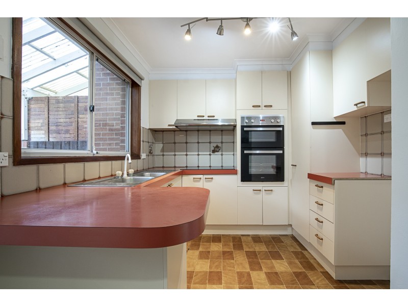 6/24 Bungendore Road, Queanbeyan NSW 2620