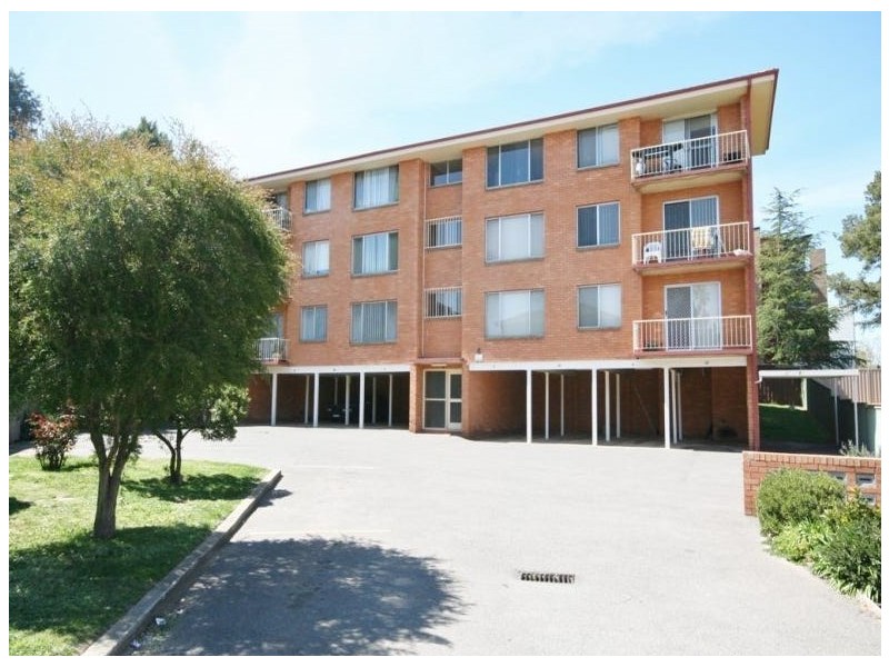12/4 Velacia Place, Queanbeyan NSW 2620