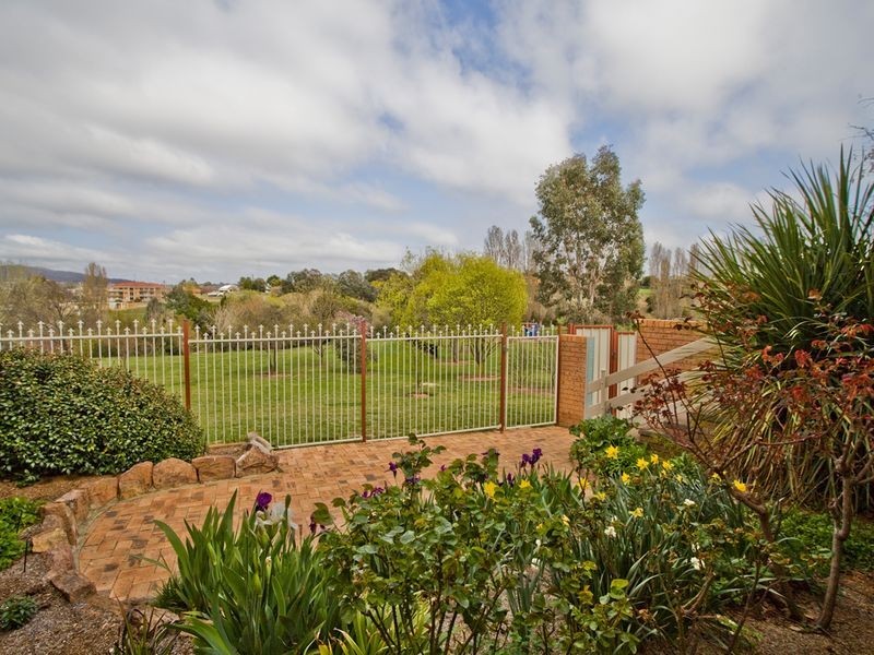 16/14 Ford Street, Queanbeyan NSW 2620