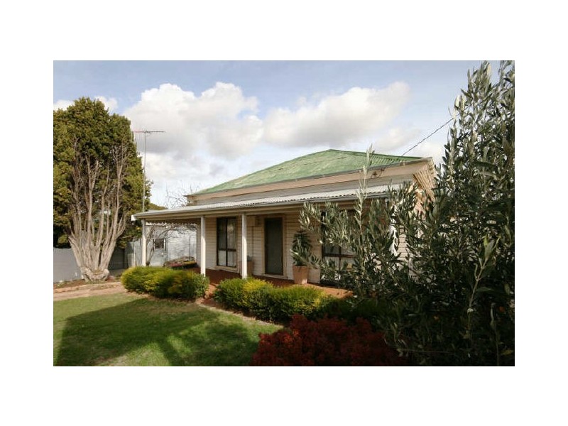 93 Crawford Street, Queanbeyan NSW 2620