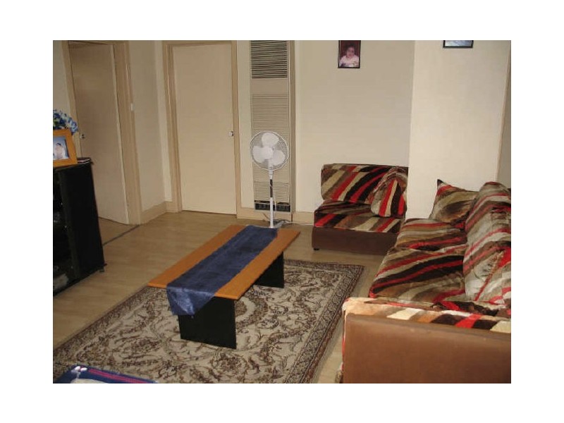 12 White Avenue, Queanbeyan NSW 2620