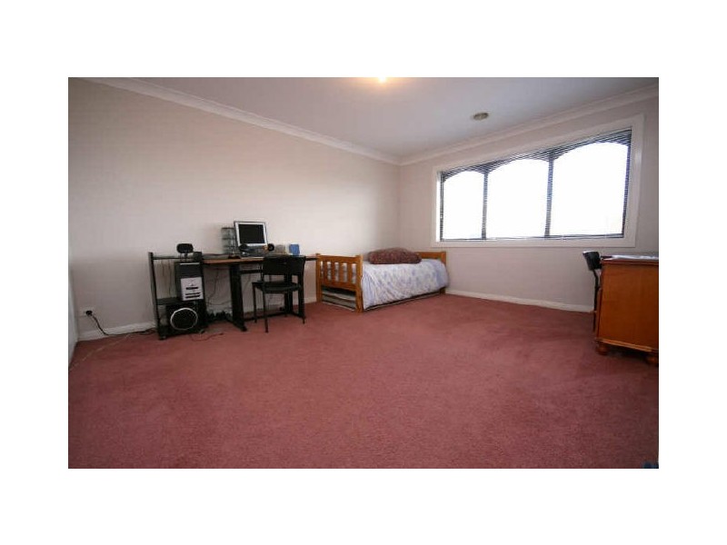 112 Uriarra Road, Queanbeyan NSW 2620