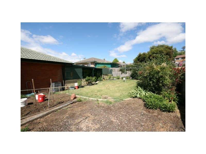 2 Cassinia Street, Queanbeyan NSW 2620