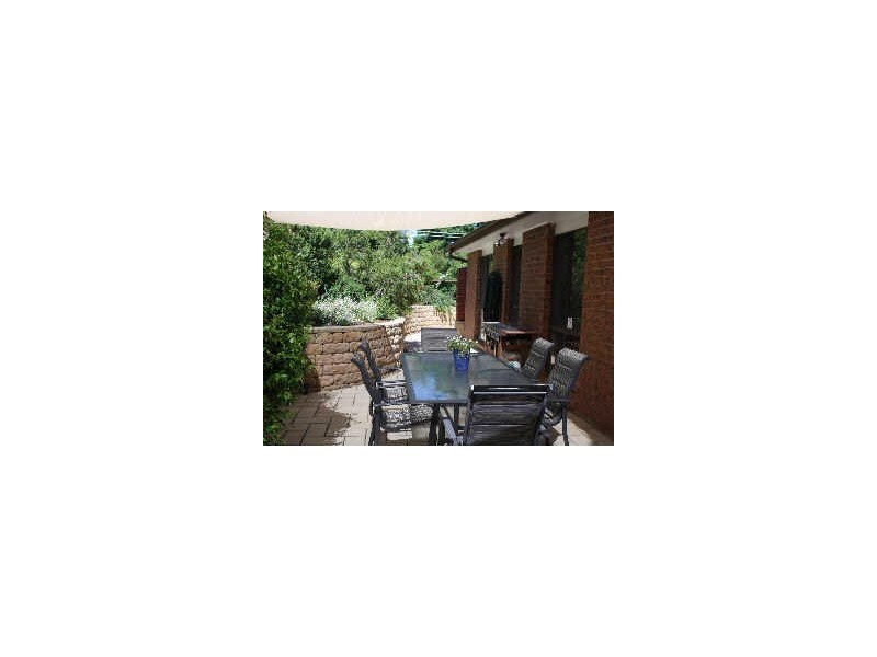 2 Myola Street, Queanbeyan NSW 2620