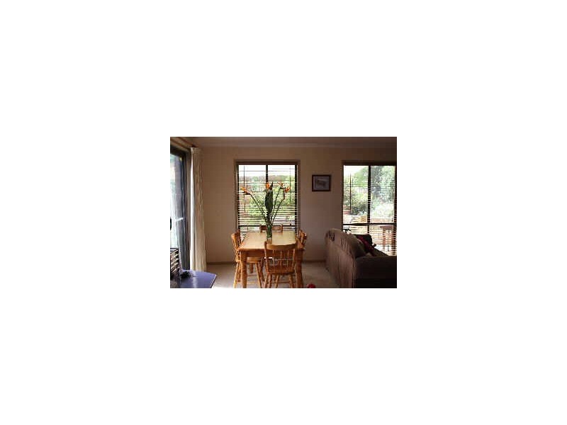 2 Myola Street, Queanbeyan NSW 2620