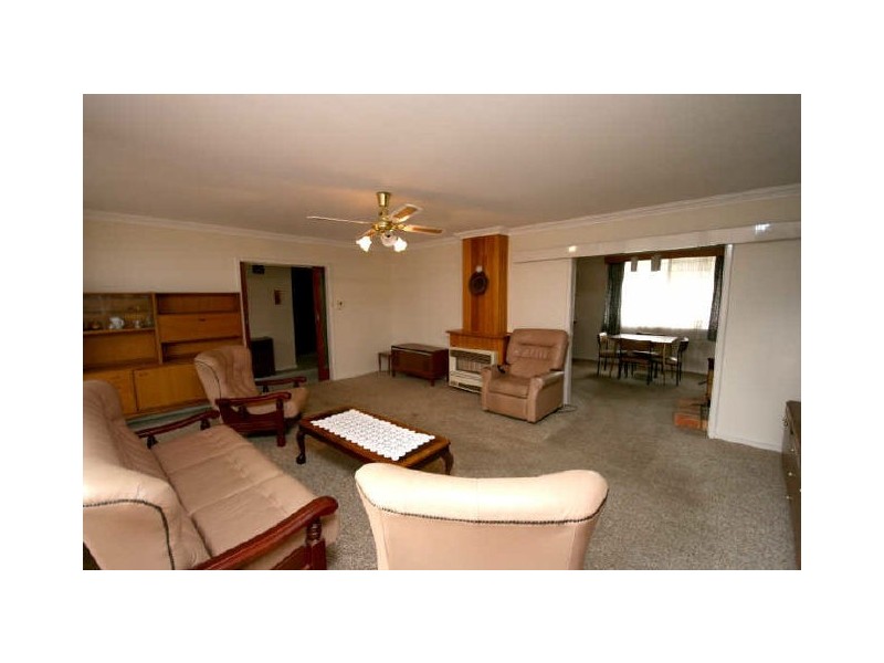 3 Bendora Avenue, Queanbeyan NSW 2620