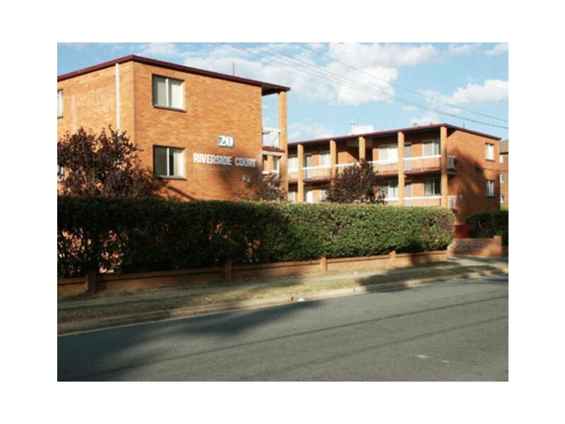 10/20 Trinculo Place, Queanbeyan NSW 2620