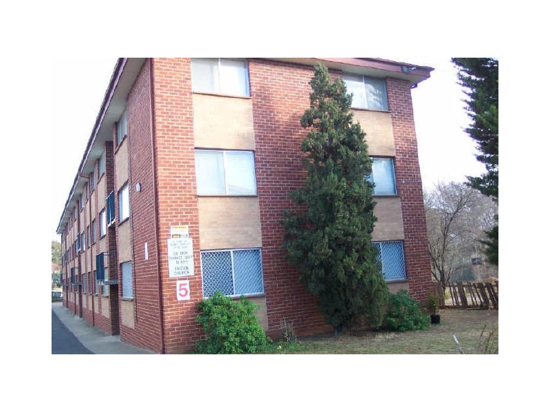 18/5 Young Street, Queanbeyan NSW 2620