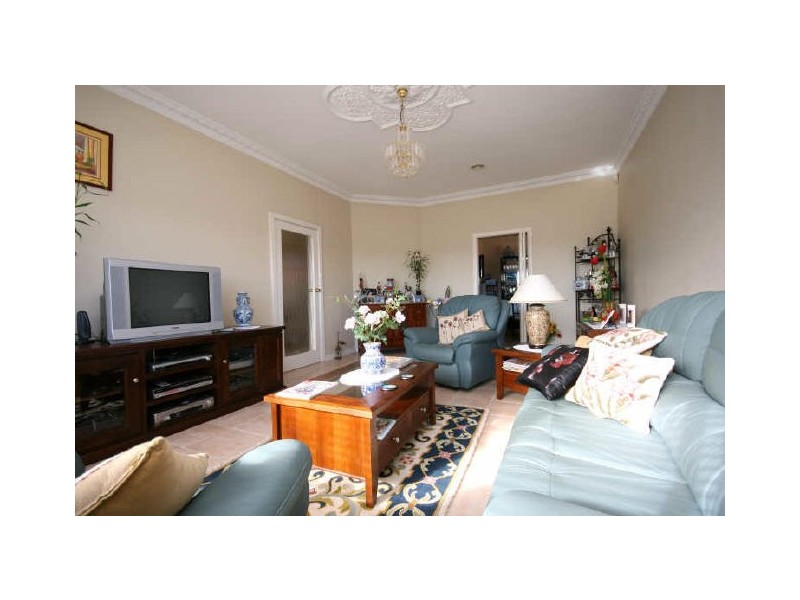 92 Morton Street, Queanbeyan NSW 2620