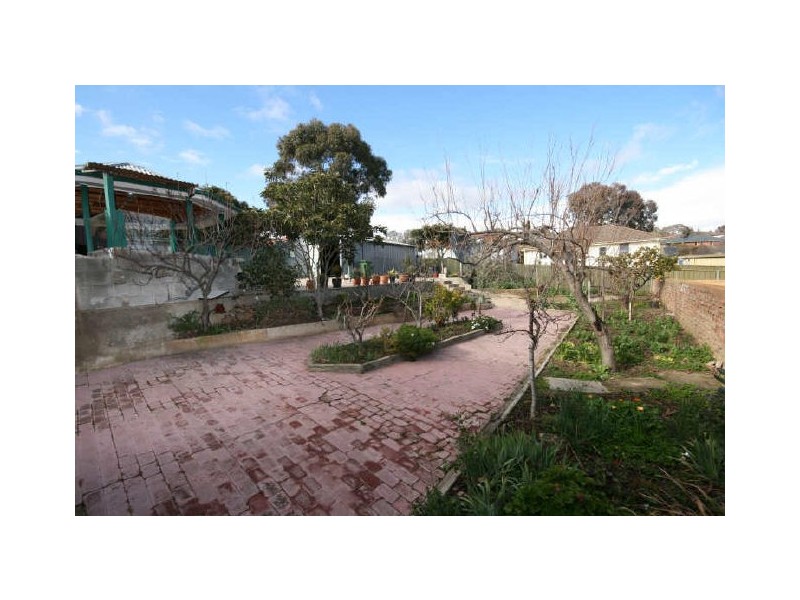 92 Morton Street, Queanbeyan NSW 2620