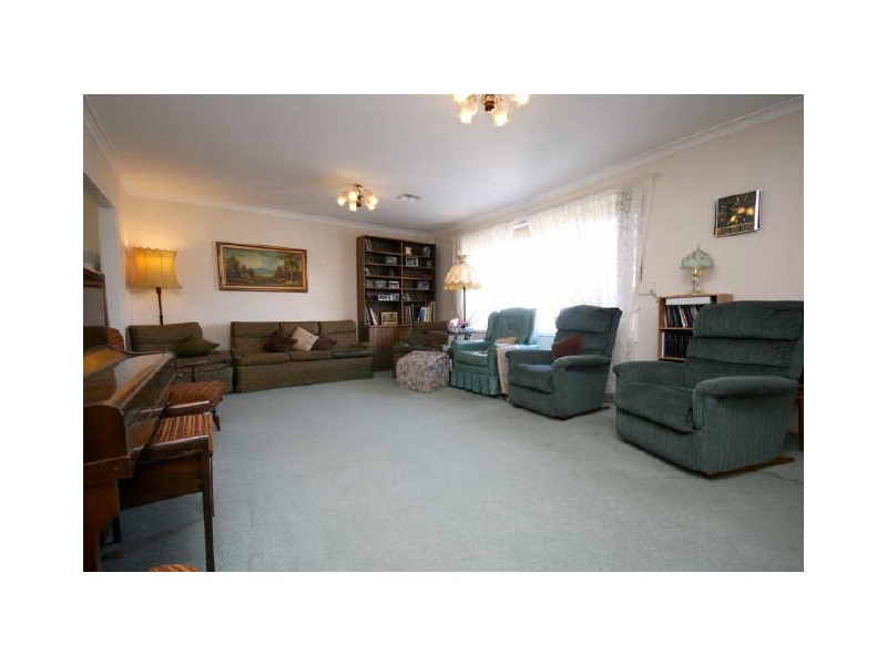 46 Elizabeth Crescent, Queanbeyan NSW 2620