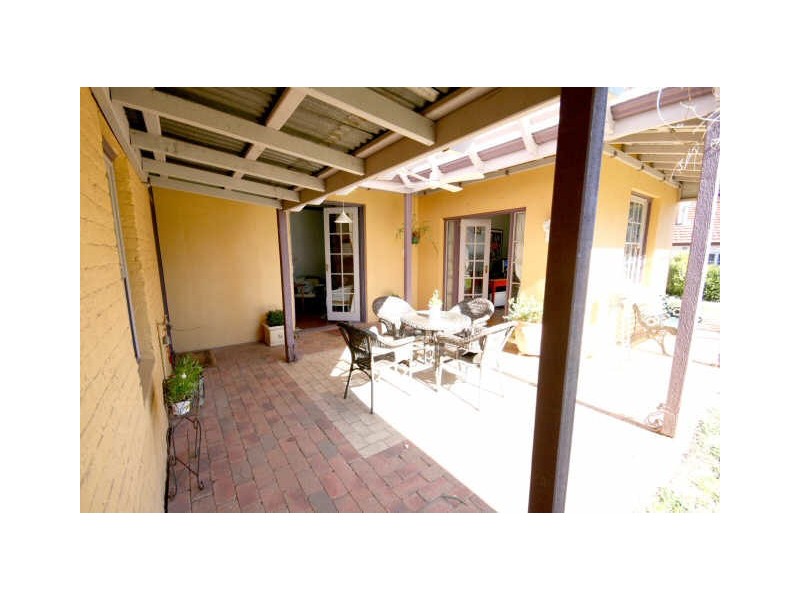 38 MacQuoid Street, Queanbeyan NSW 2620