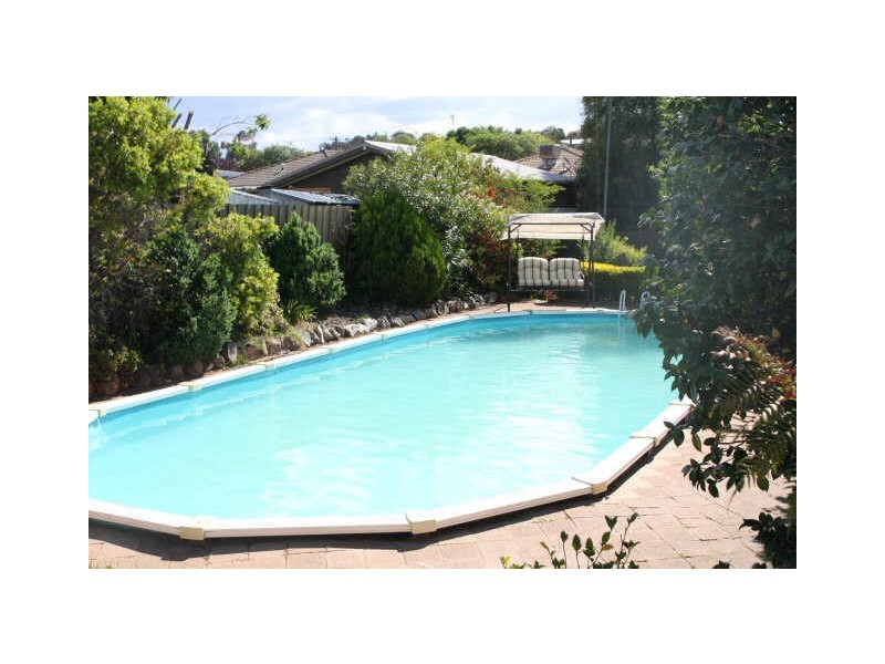 57 Ross Road, Queanbeyan NSW 2620