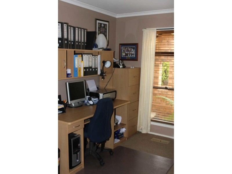 23 Muir Place, Queanbeyan NSW 2620