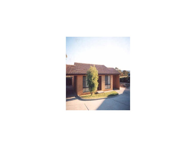 7 Allumba Street, Queanbeyan NSW 2620