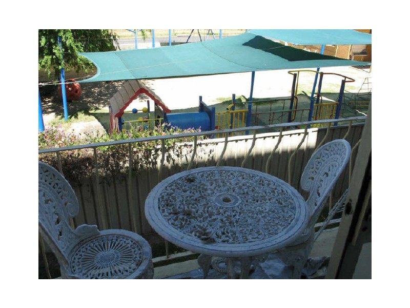 2/17 Campbell Street, Queanbeyan NSW 2620