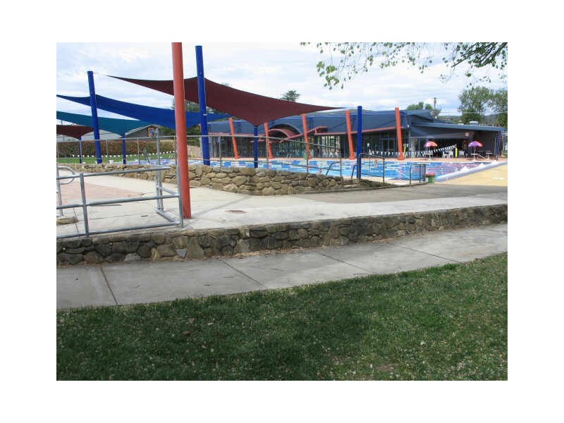 2/17 Campbell Street, Queanbeyan NSW 2620