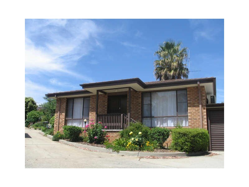 4/6 Brook Street, Queanbeyan NSW 2620
