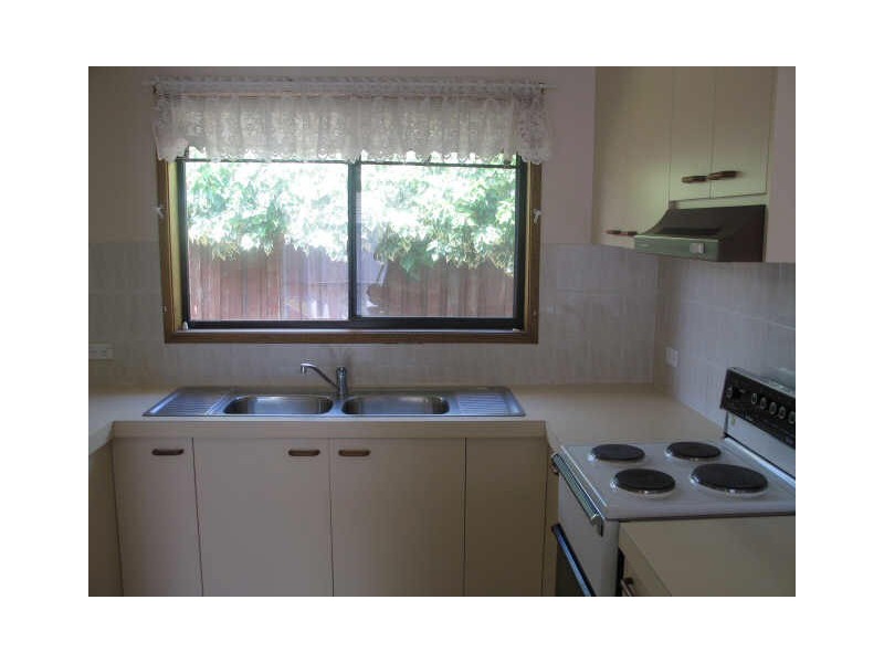 4/6 Brook Street, Queanbeyan NSW 2620