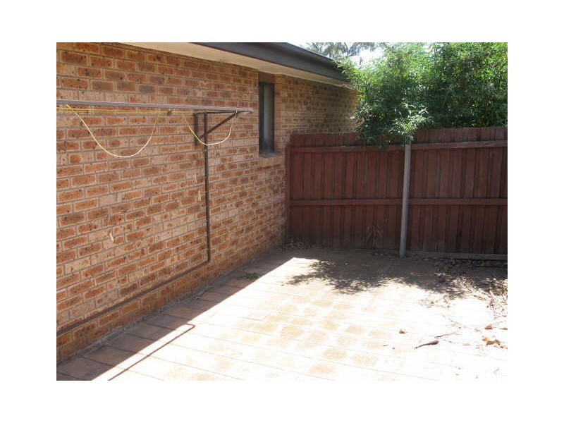 4/6 Brook Street, Queanbeyan NSW 2620