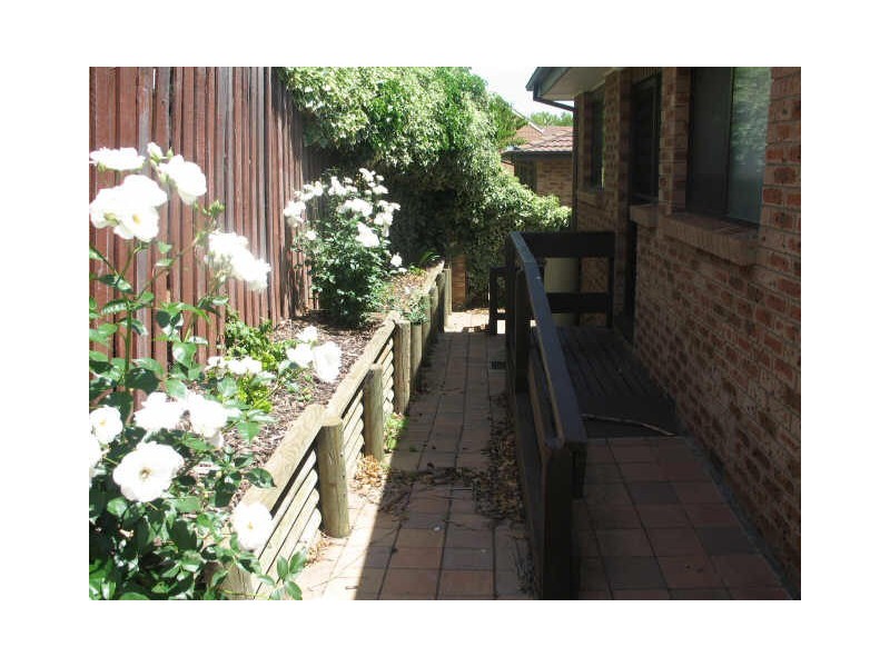 4/6 Brook Street, Queanbeyan NSW 2620