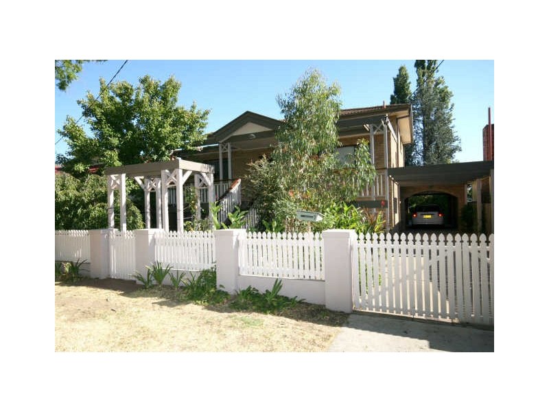 7 Park Street, Queanbeyan NSW 2620