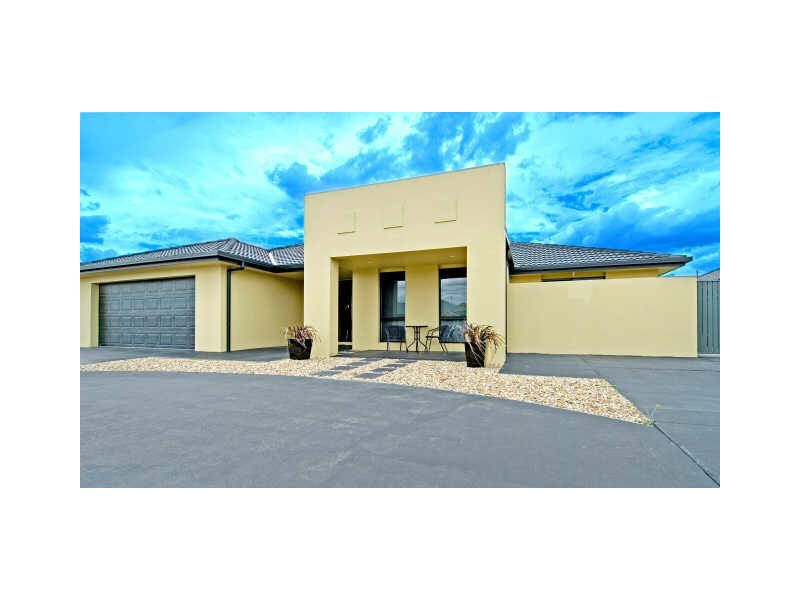 24 Westwood Circuit, Bungendore NSW 2621