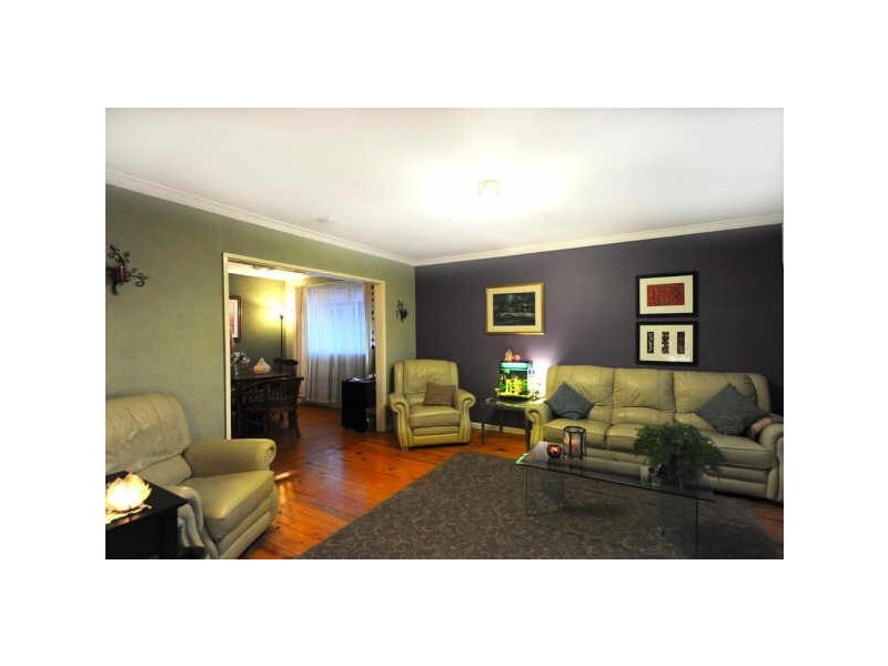 44 Elizabeth Crescent, Queanbeyan NSW 2620